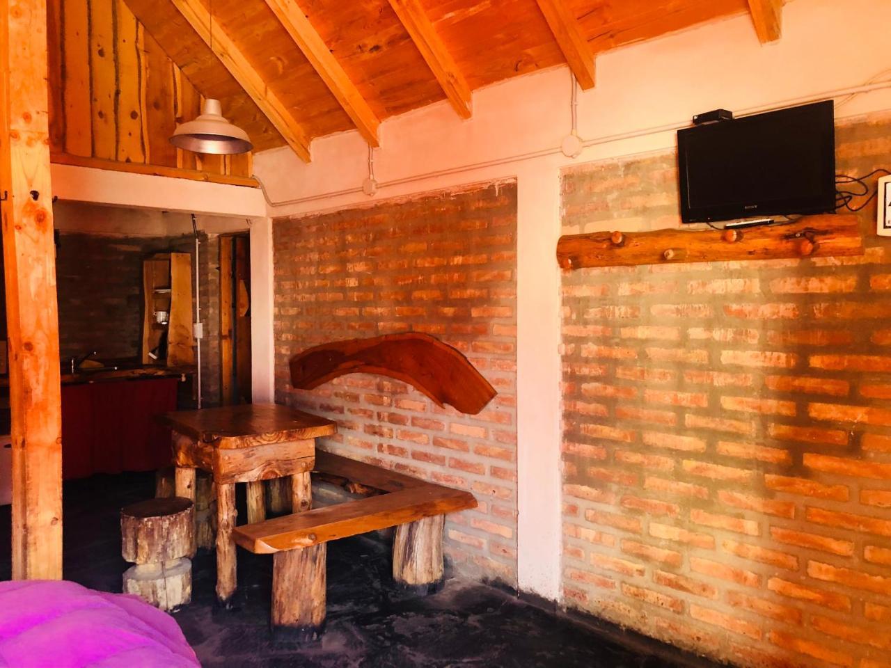 Cabanas Pehuenia Albergue El Bolsón Exterior foto